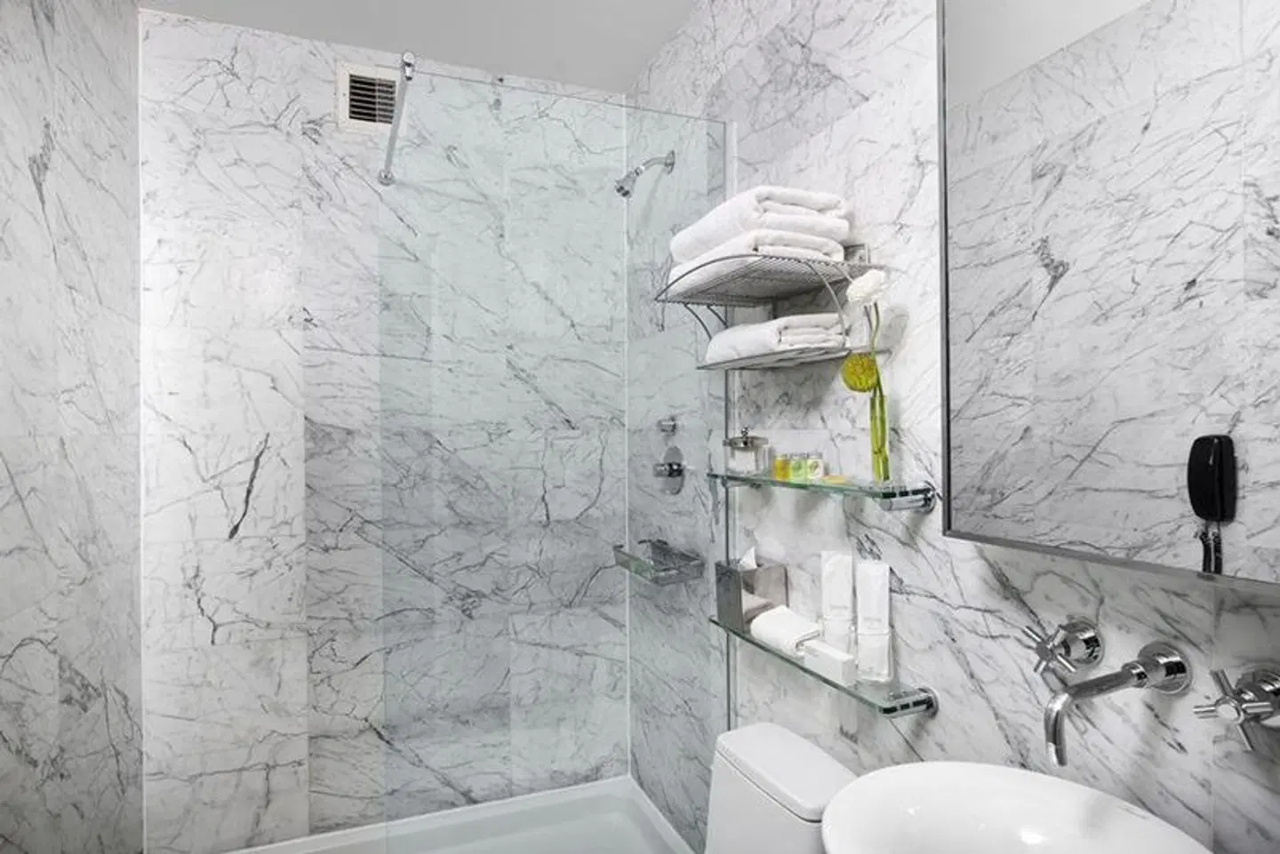 Dylan Hotel Badezimmer