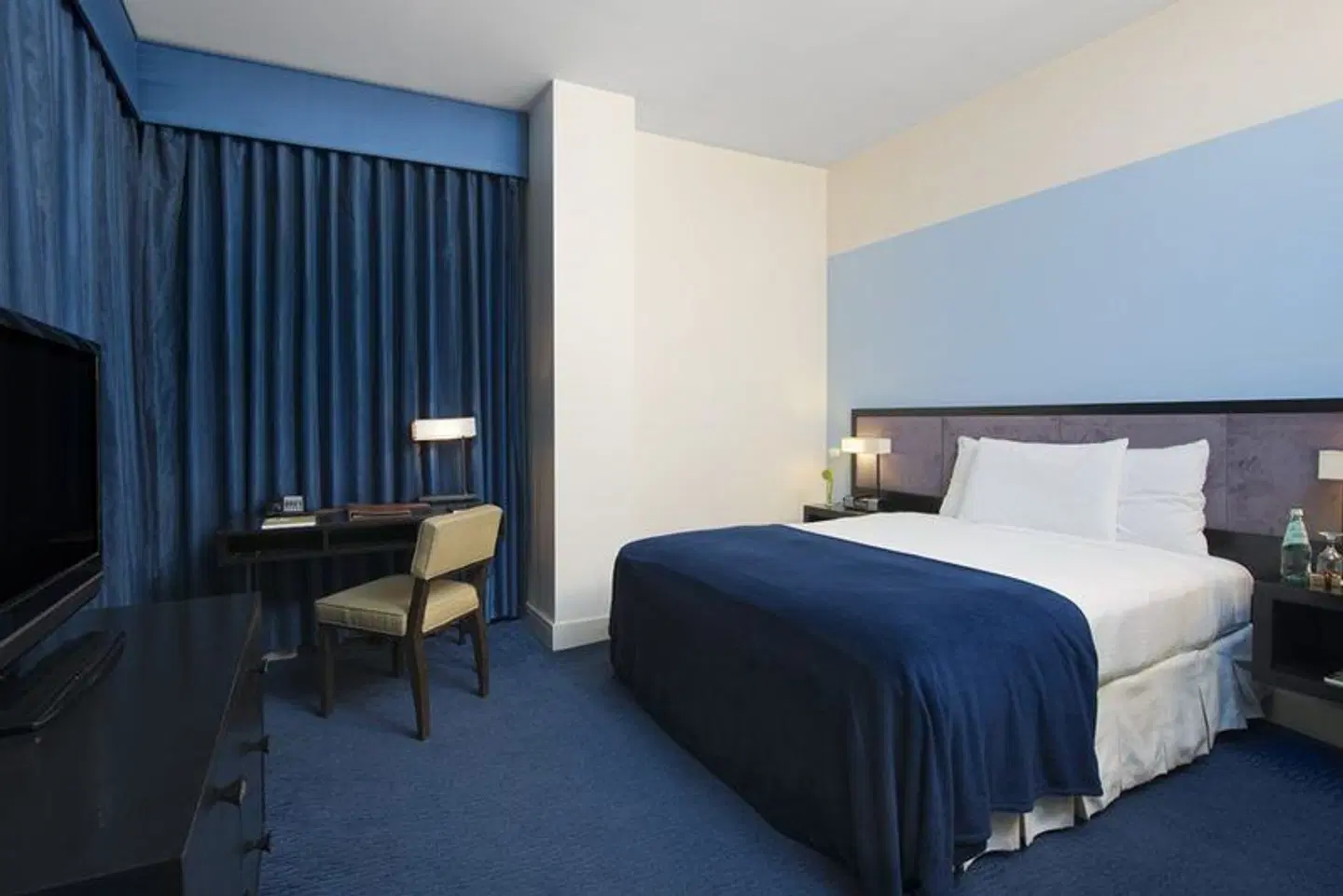 Dylan Hotel ROOM_EXAMPLE