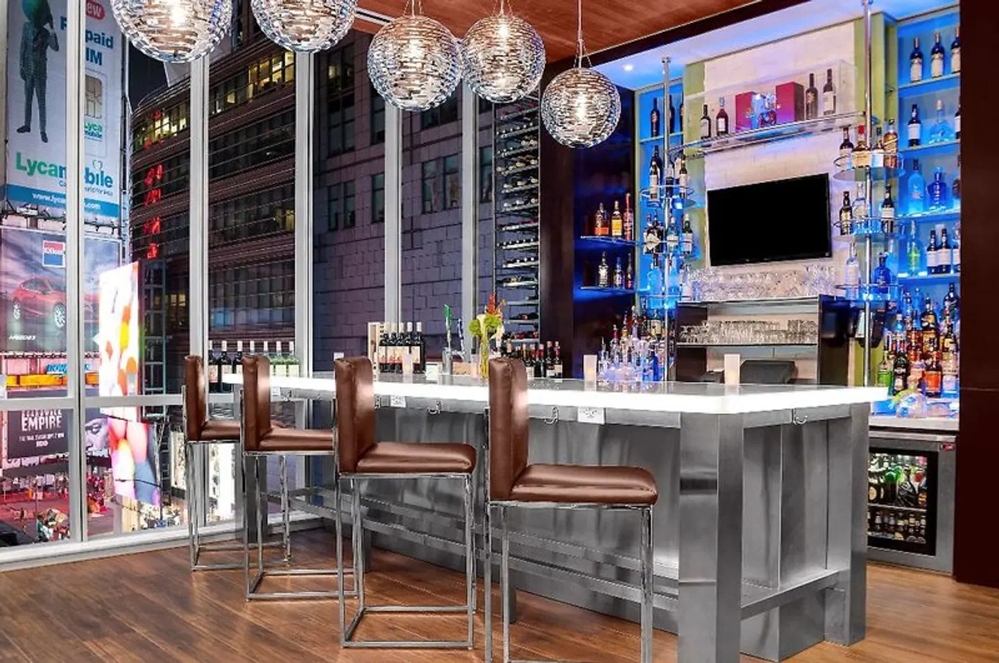 Hilton Garden Inn New York/Times Square Central Bar
