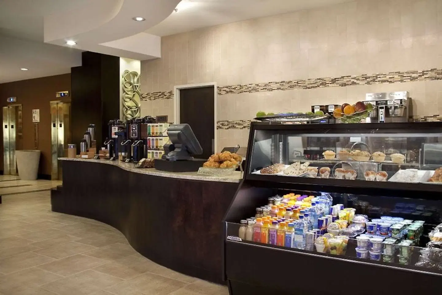 Hilton New York JFK Airport Hotel Restaurant