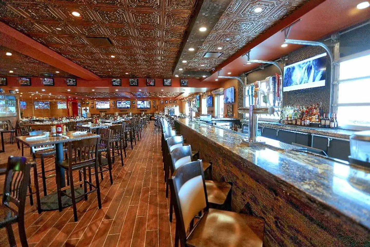 Westgate Lakes Resort and Spa Bar