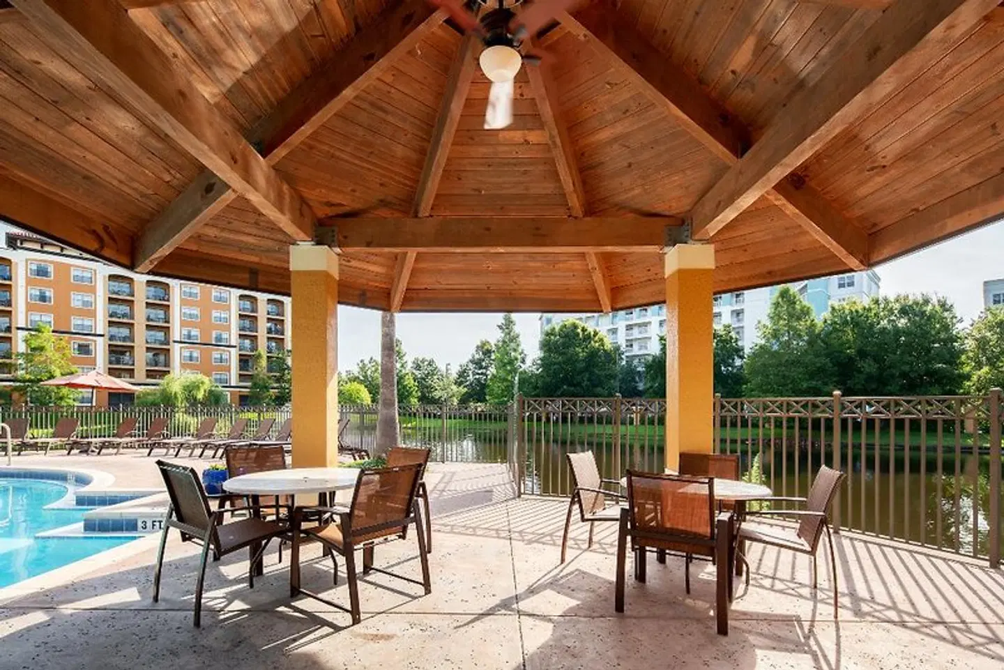 Floridays Resort Orlando Restaurant