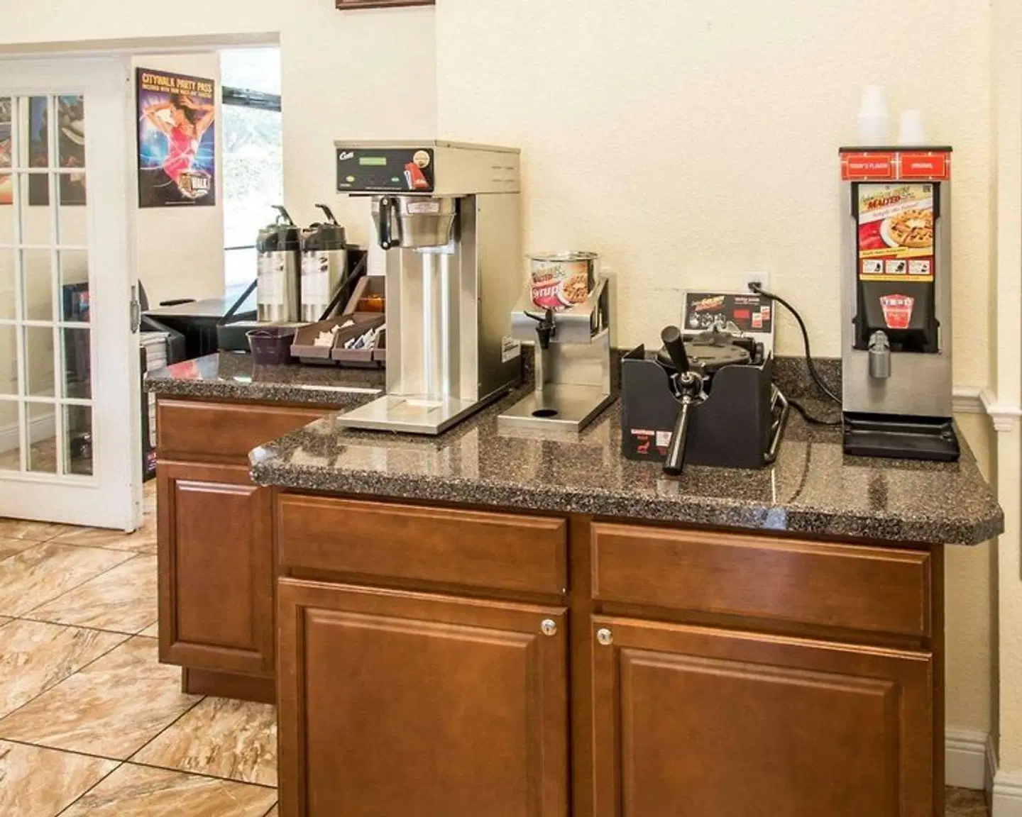 Quality Inn LOUNGE_LOBBY
