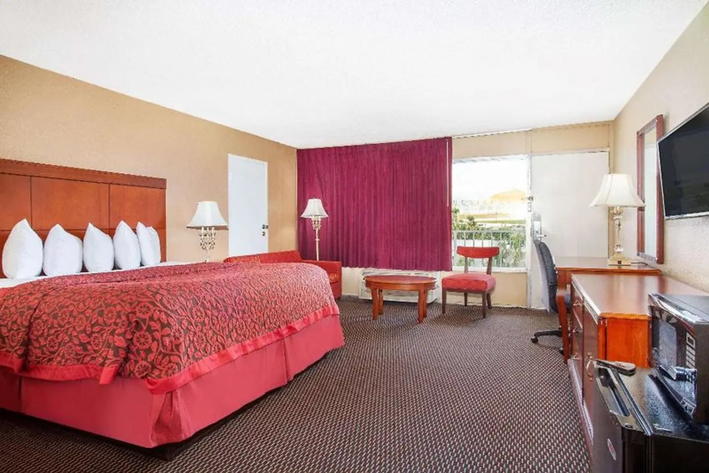 Days Inn by Wyndham Orlando Downtown ROOM_EXAMPLE