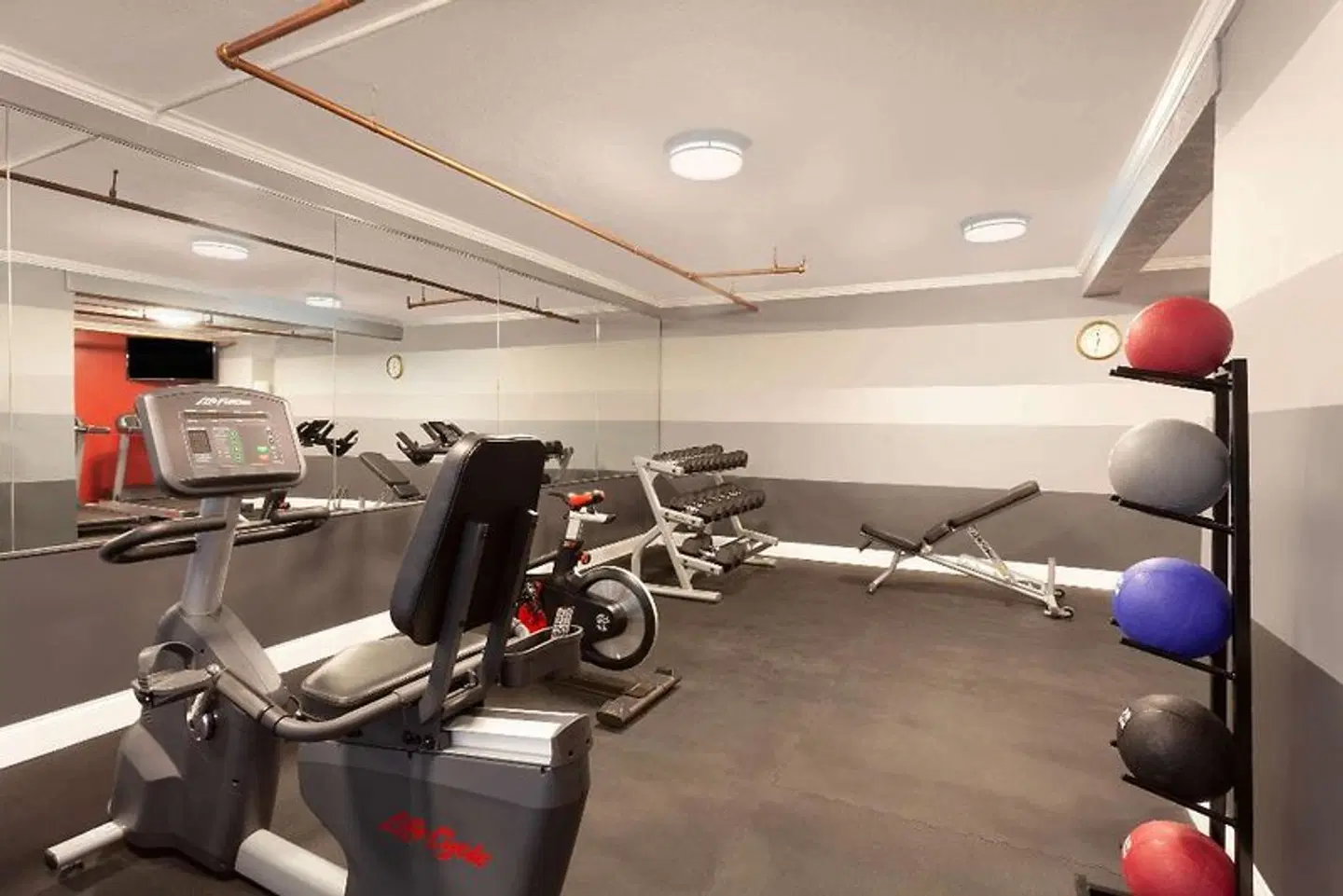 Hawthorn Suites by Wyndham Kissimmee Gateway SPORTS_AND_LEISURE