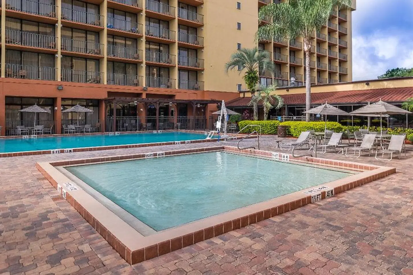 Holiday Inn & Suites Orlando SW - Celebration Area OUTDOOR_POOL