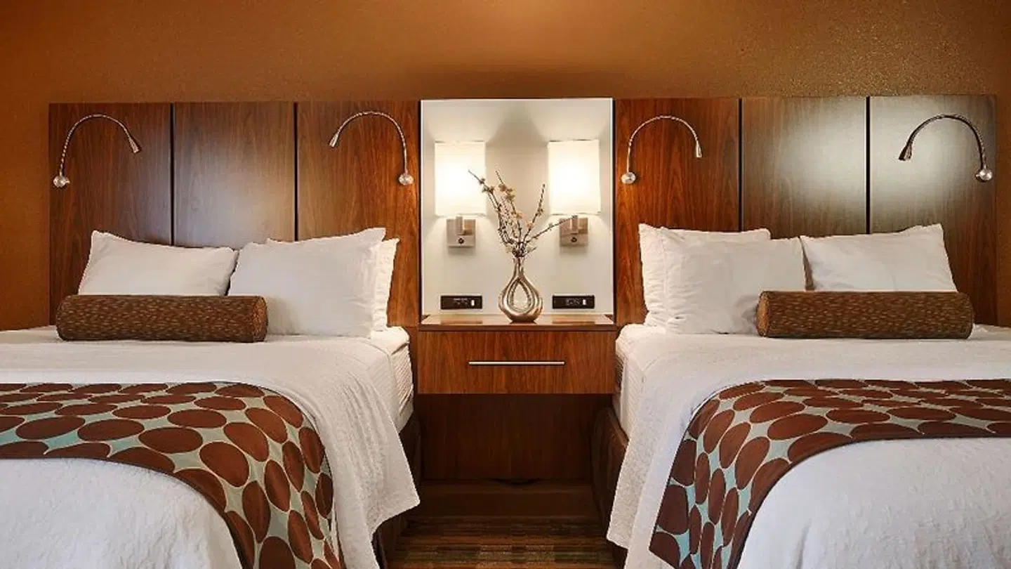 Best Western Plus Gen X Inn ROOM_EXAMPLE