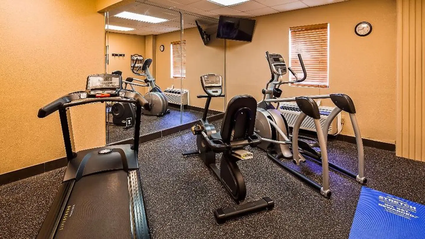 Best Western Plus Gen X Inn SPORTS_AND_LEISURE