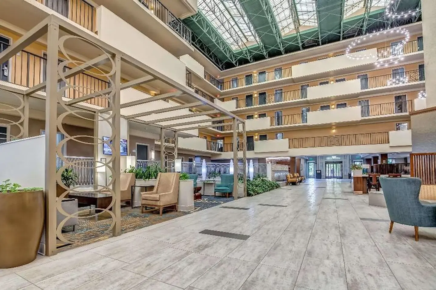 Embassy Suites by Hilton Memphis LOUNGE_LOBBY
