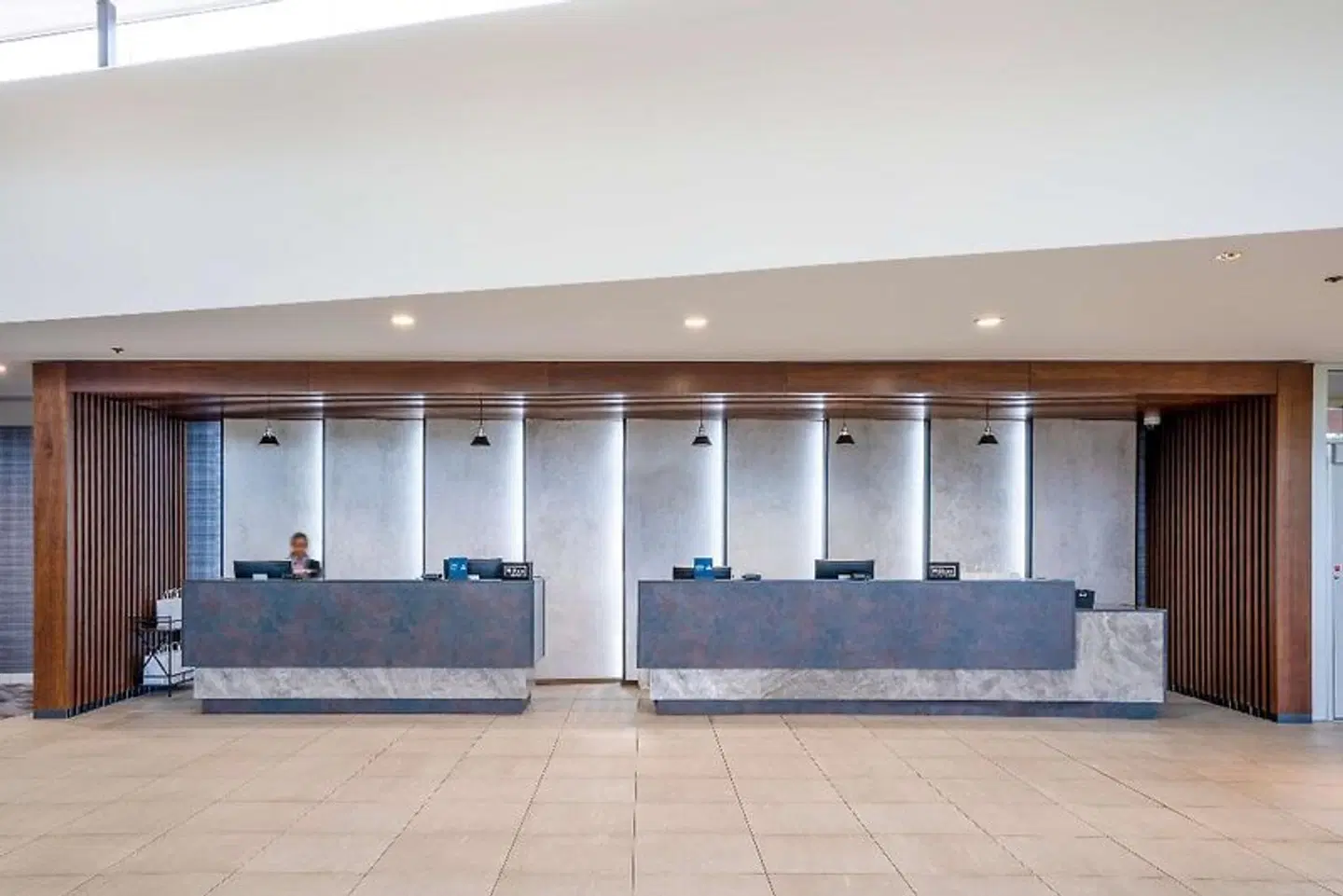 Hilton Memphis LOUNGE_LOBBY