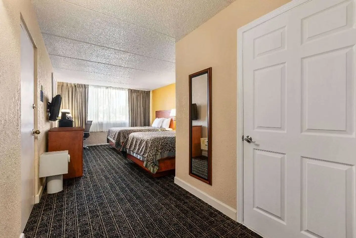 Days Inn by Wyndham Miami International Airport ROOM_EXAMPLE