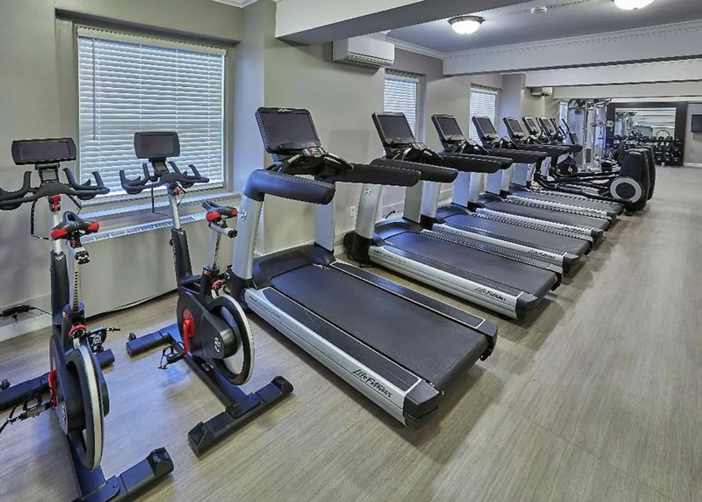 Hilton Milwaukee City Center SPORTS_AND_LEISURE
