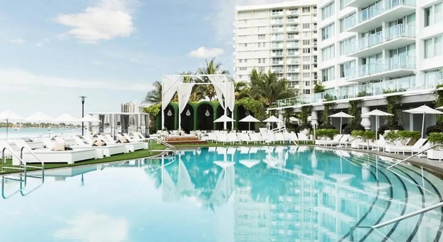 Mondrian South Beach OUTDOOR_POOL