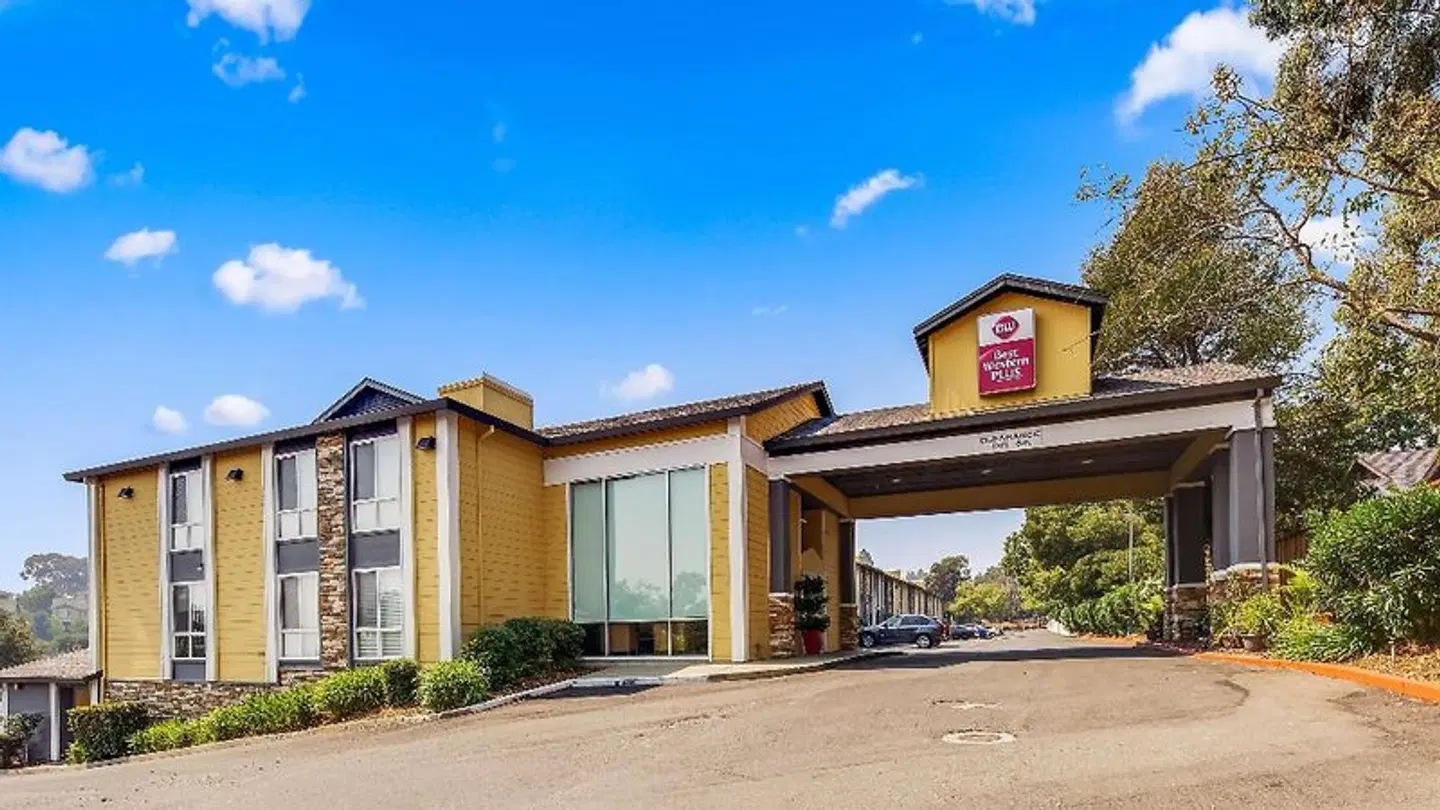 Best Western PLUS Heritage Inn - Benicia EXTERIOR