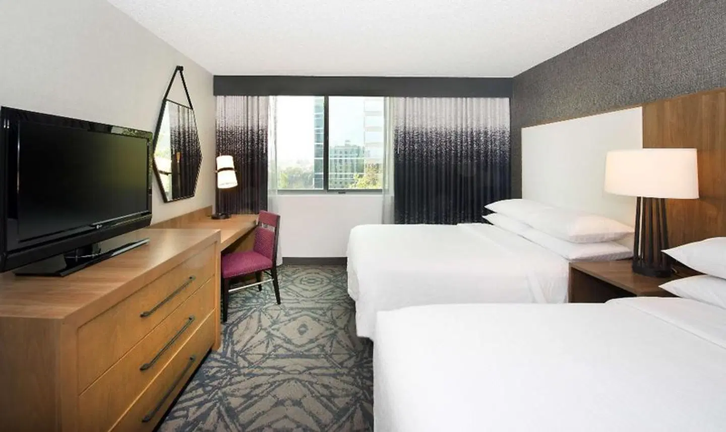 Embassy Suites by Hilton Walnut Creek ROOM_EXAMPLE