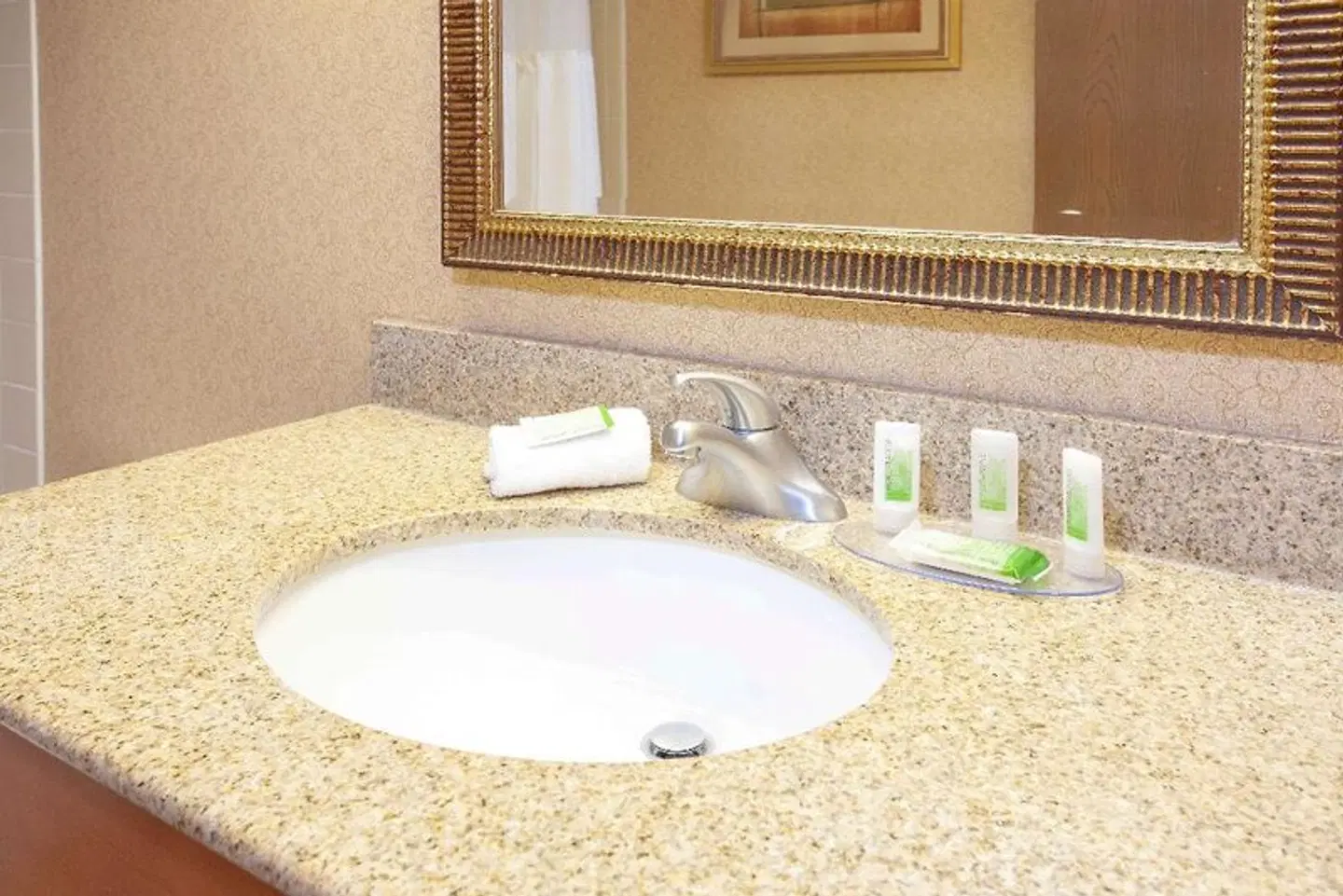 Best Western Bloomington Edina - Minneapolis Badezimmer