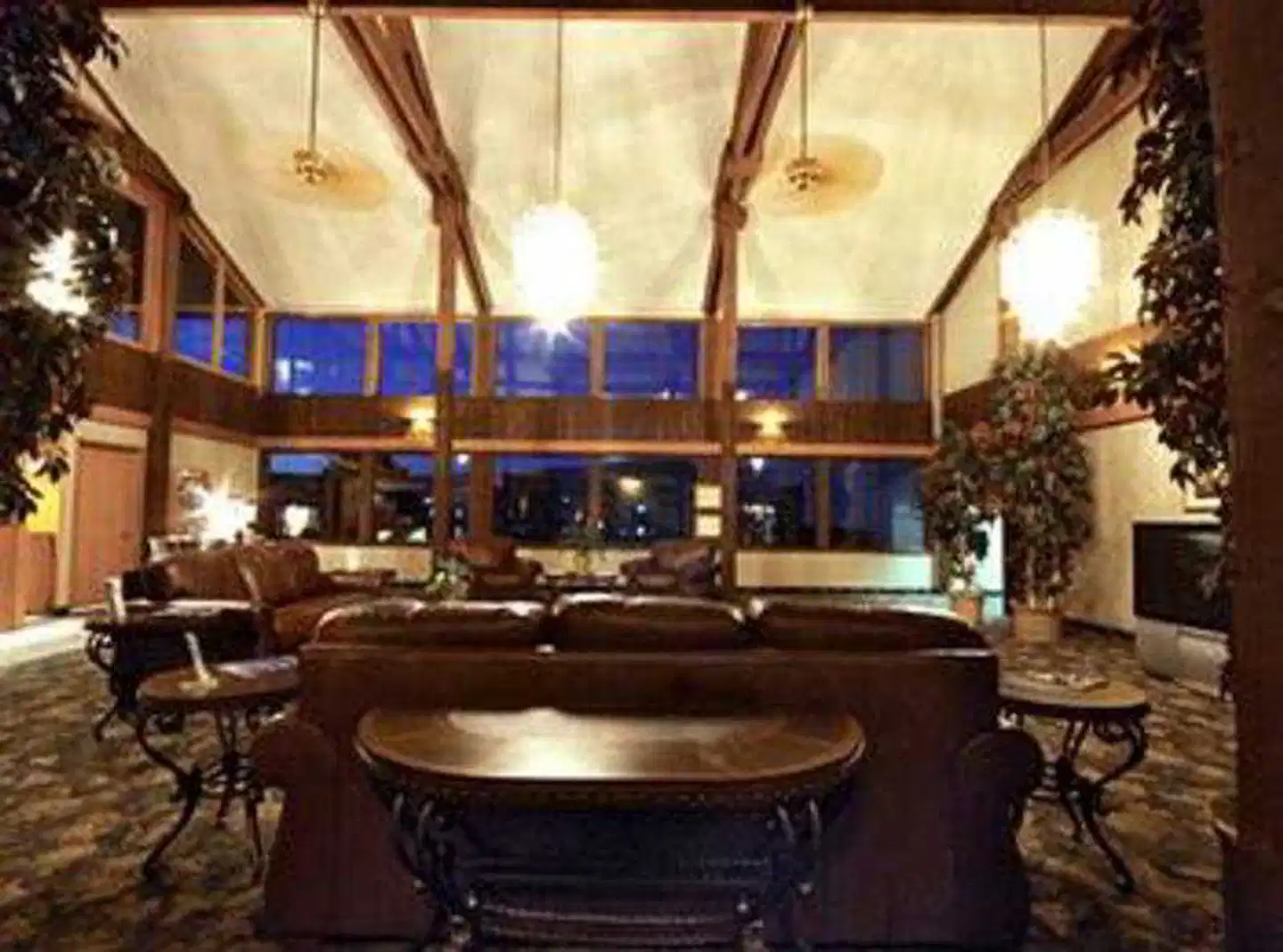 Shilo Inns Suites The Dalles Lobby
