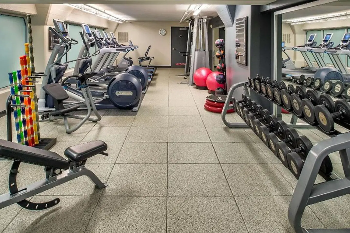Embassy Suites by Hilton Portland Downtown SPORTS_AND_LEISURE