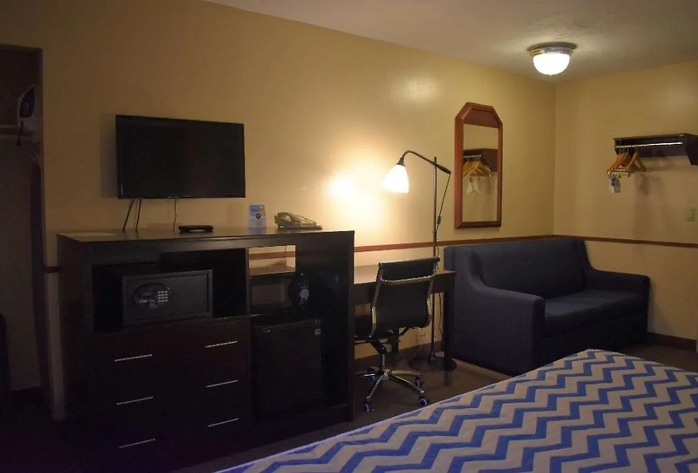 Travelodge Portland City Center ROOM_EXAMPLE