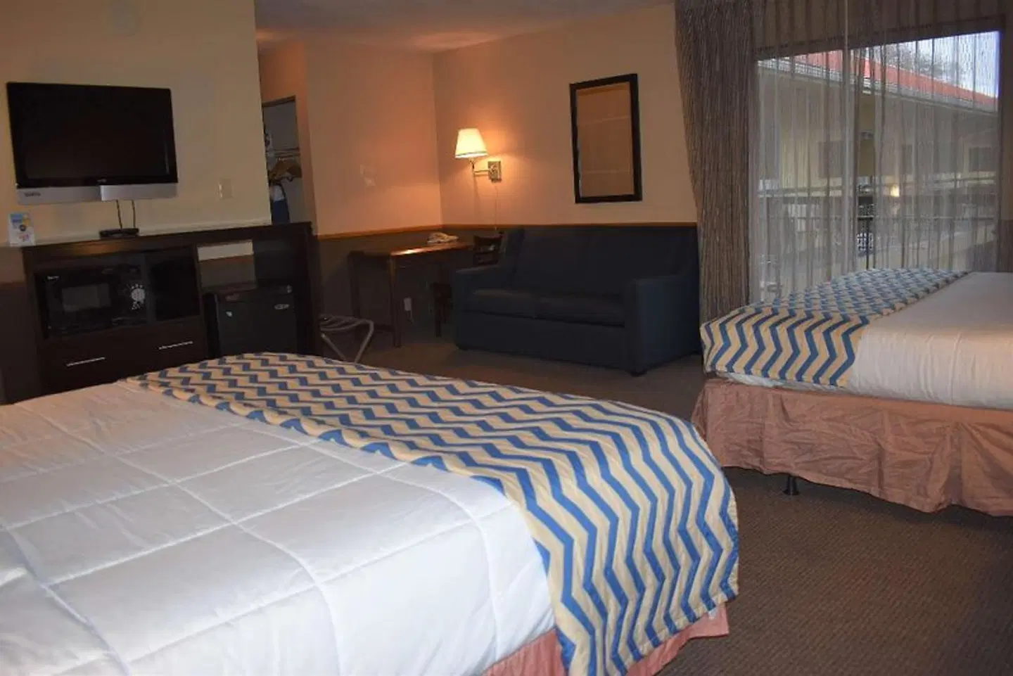 Travelodge Portland City Center ROOM_EXAMPLE