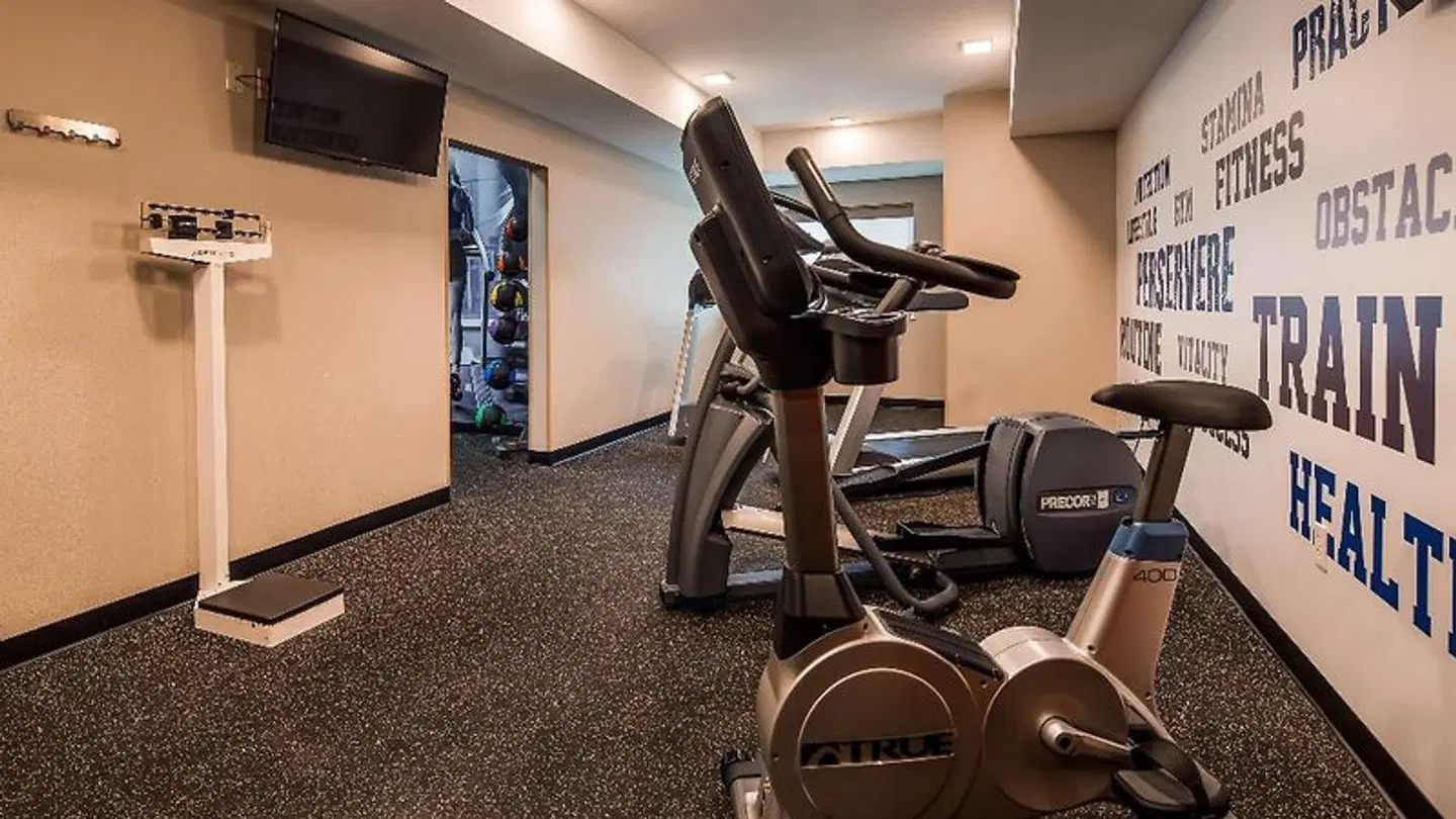Holiday Inn Express Portland Airport SPORTS_AND_LEISURE