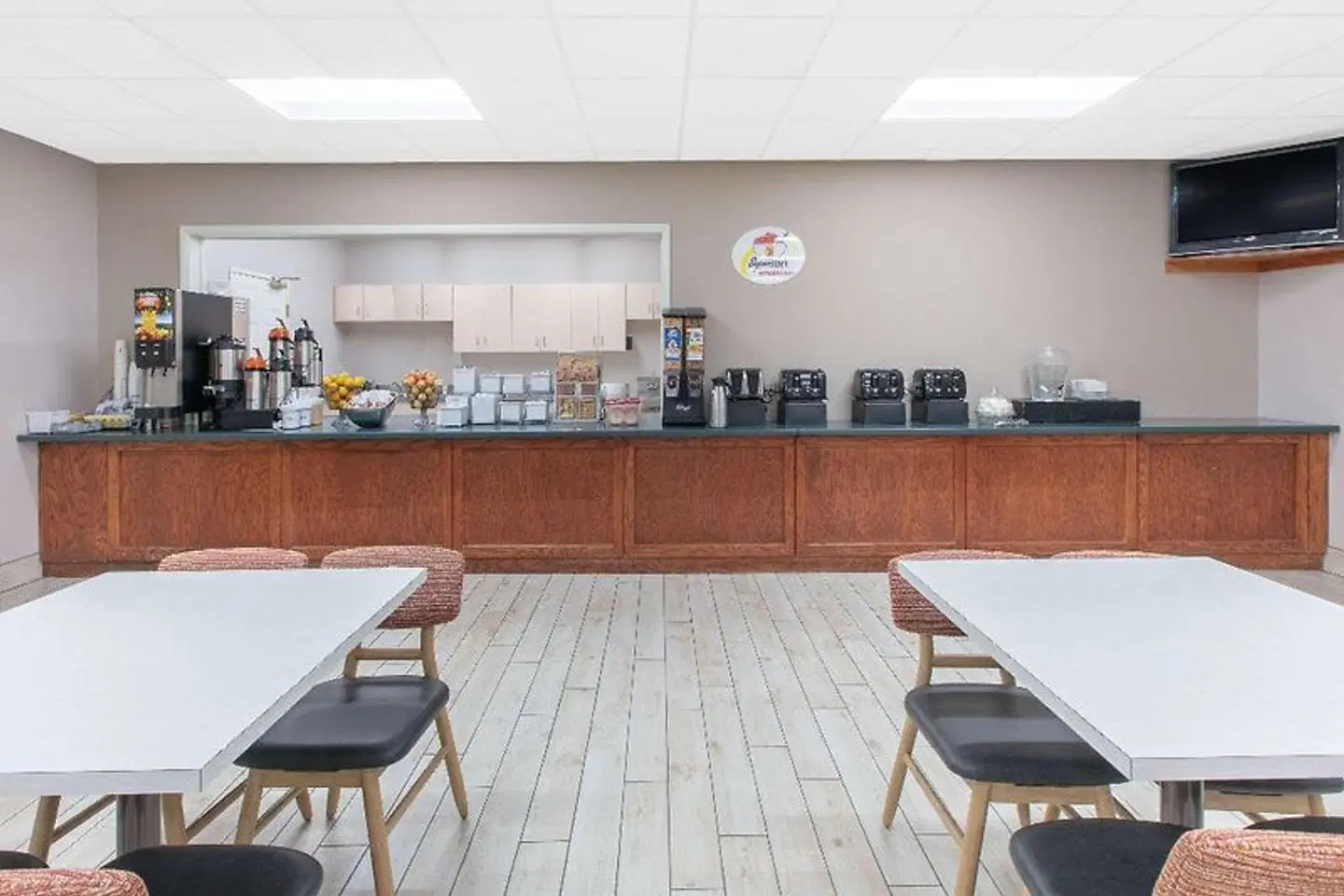 Super 8 by Wyndham Page/Lake Powell Bar