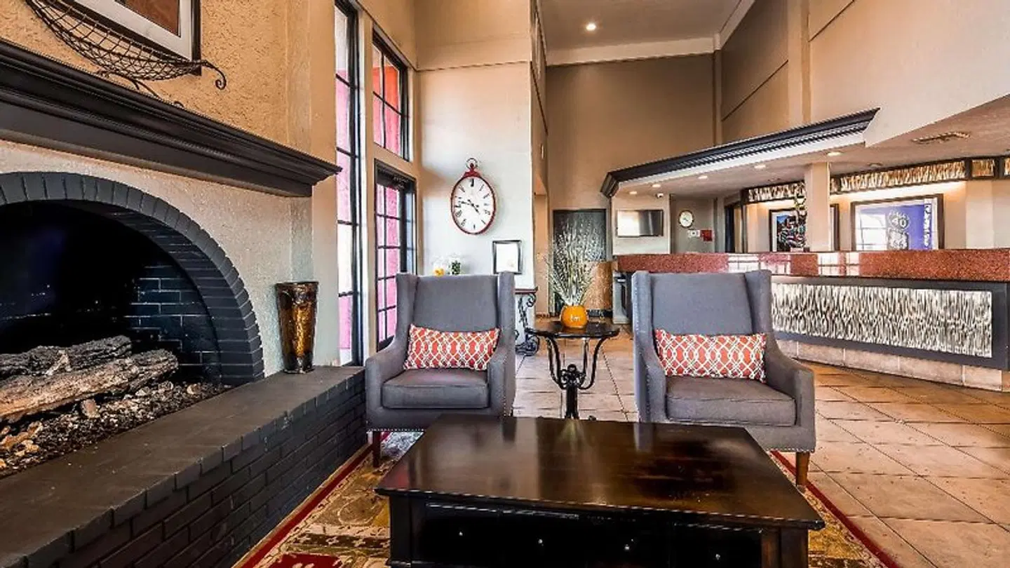Best Western Desert Villa Inn LOUNGE_LOBBY