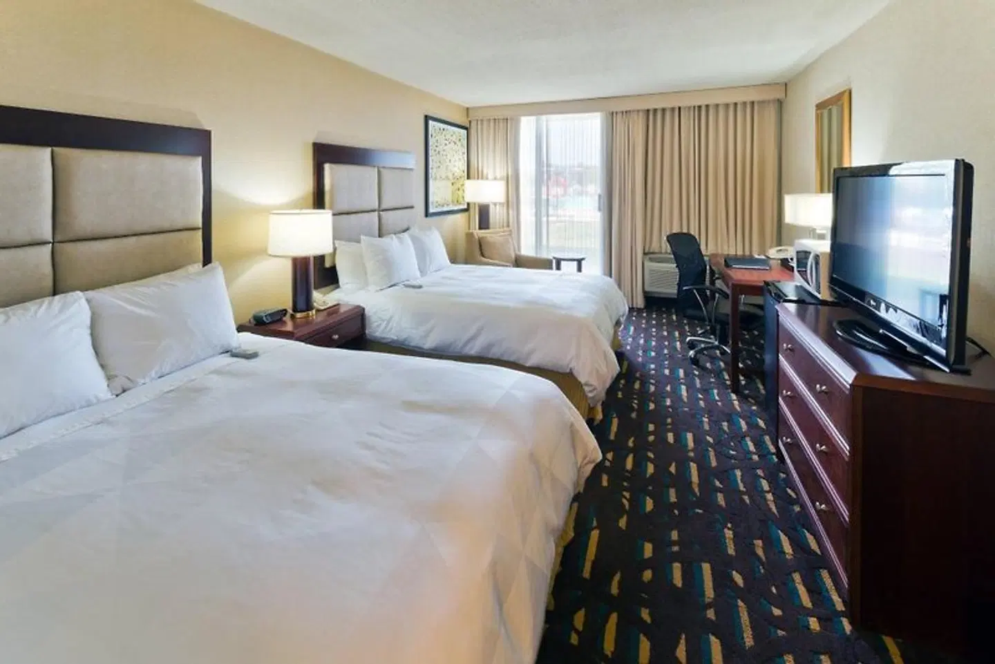 Wyndham Chicago O'Hare ROOM_EXAMPLE