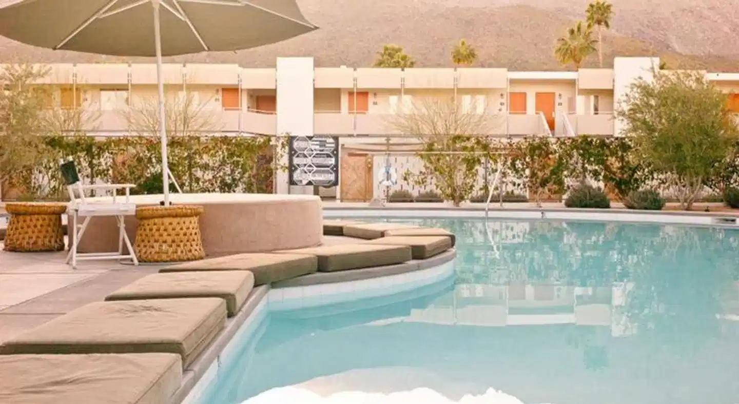 Ace Hotel & Swim Club Hallenbad