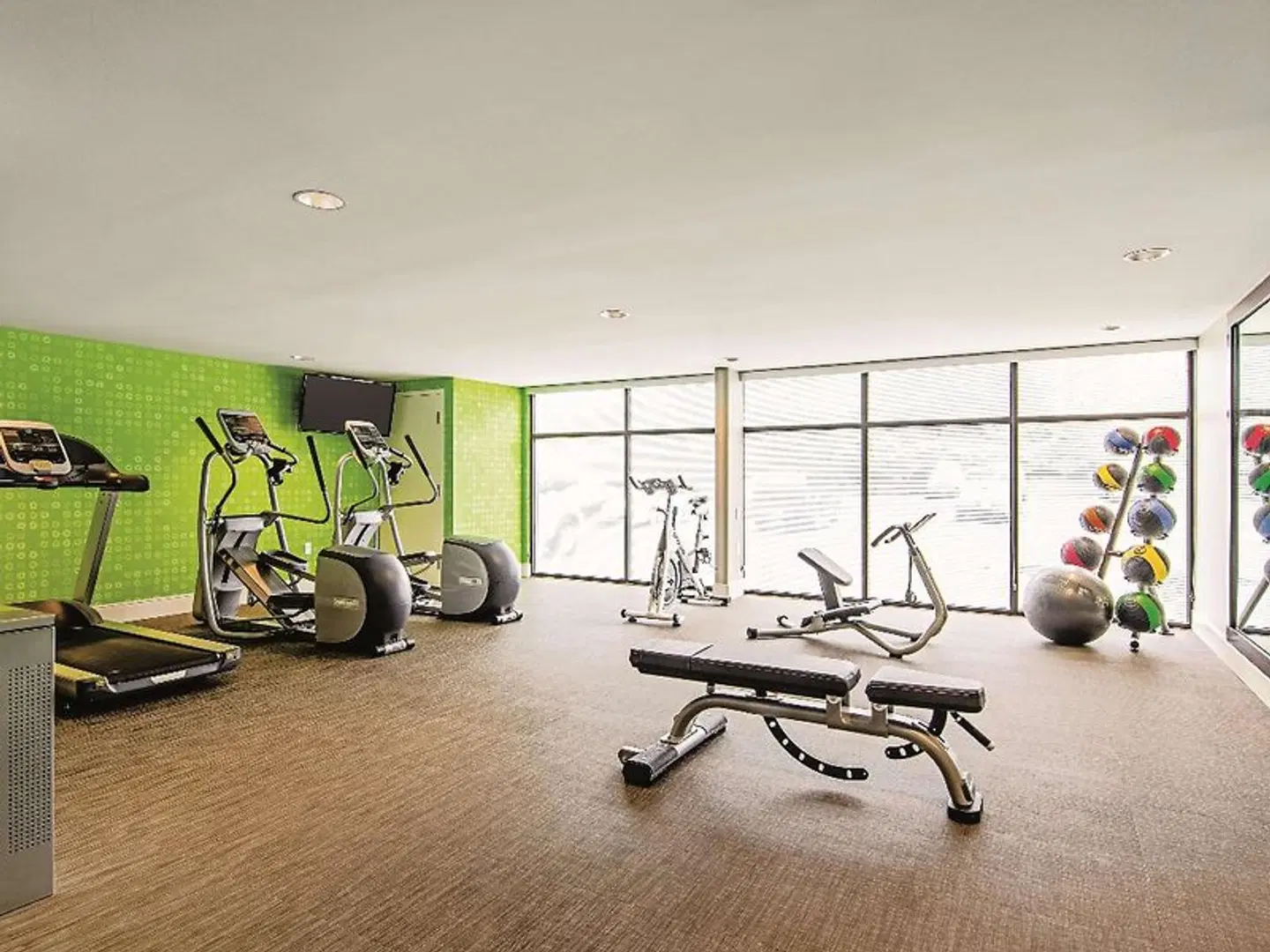 La Quinta Inn & Suites Portland SPORTS_AND_LEISURE