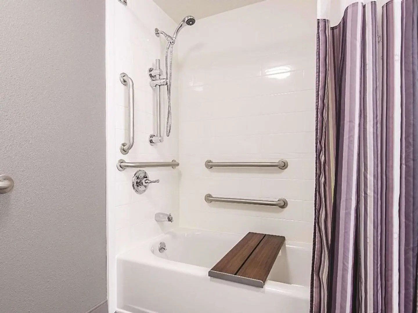 La Quinta Inn & Suites Portland Badezimmer