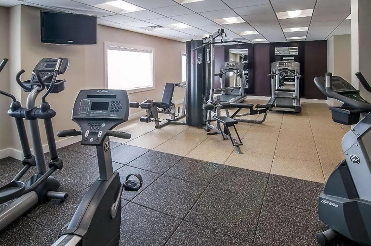 Hotel Alex Johnson Rapid City, Curio Collection by Hilton SPORTS_AND_LEISURE