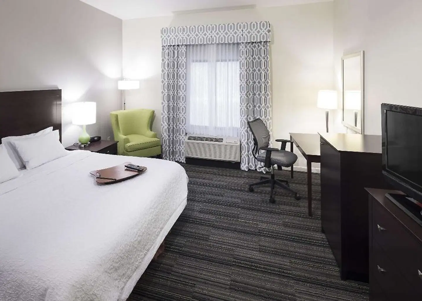 Hampton Inn & Suites Phoenix North/Happy Valley ROOM_EXAMPLE