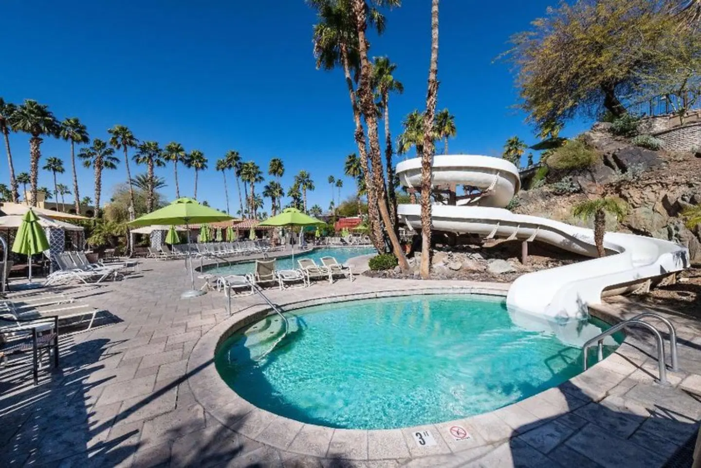 Pointe Hilton Squaw Peak Resort OUTDOOR_POOL