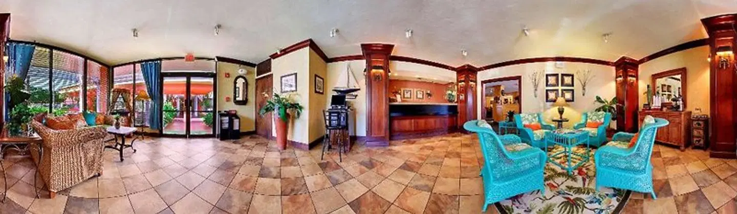 Ramada Naples LOUNGE_LOBBY