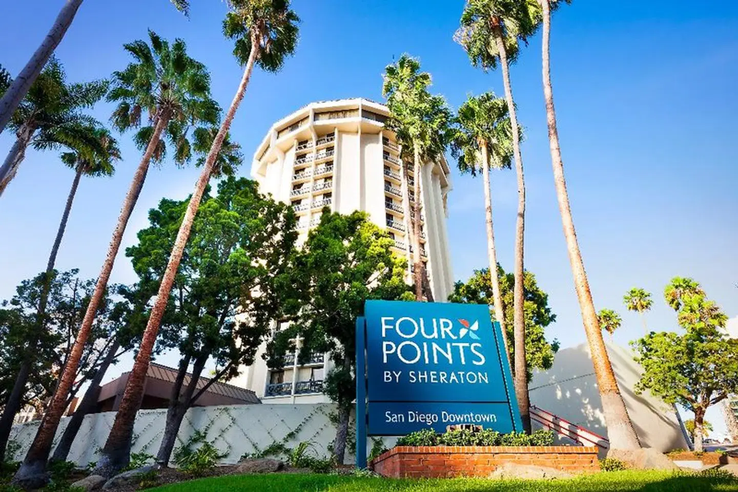 Four Points by Sheraton San Diego Downtown Little Italy EXTERIOR