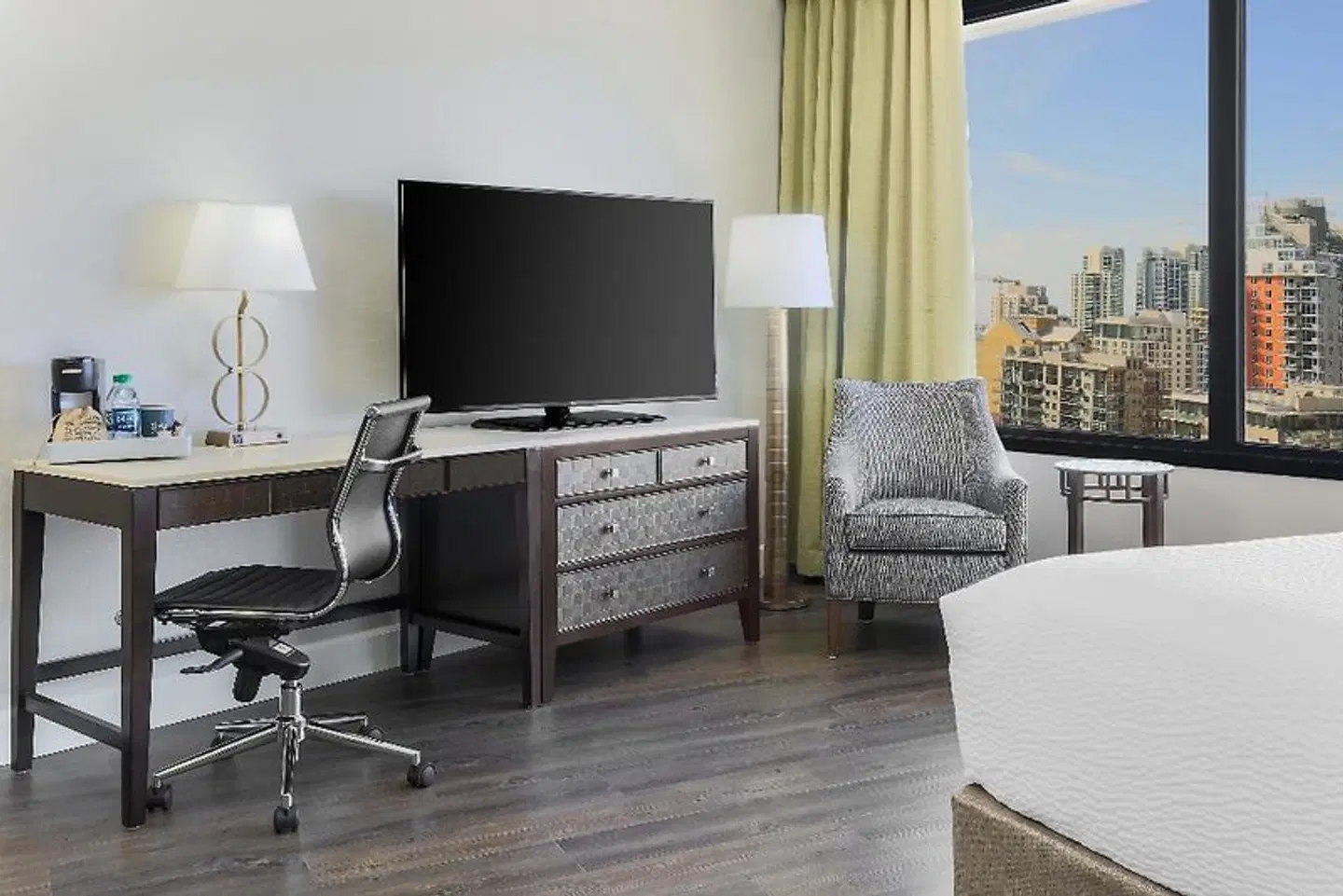 Four Points by Sheraton San Diego Downtown Little Italy ROOM_EXAMPLE
