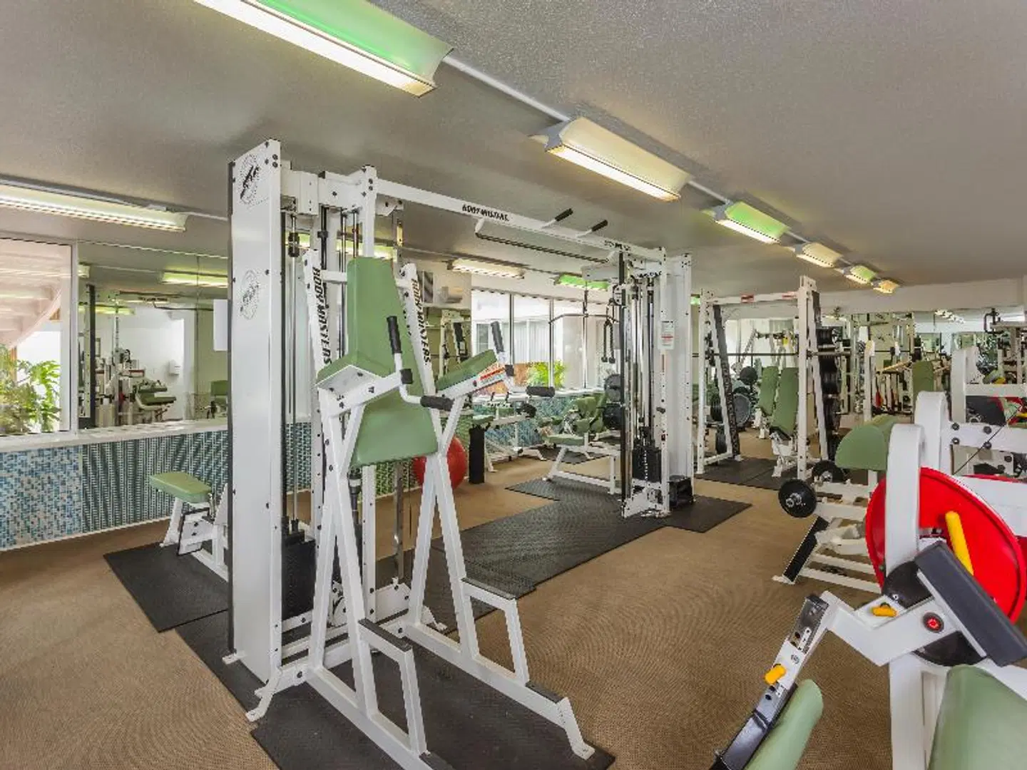 El Tropicano Riverwalk SPORTS_AND_LEISURE