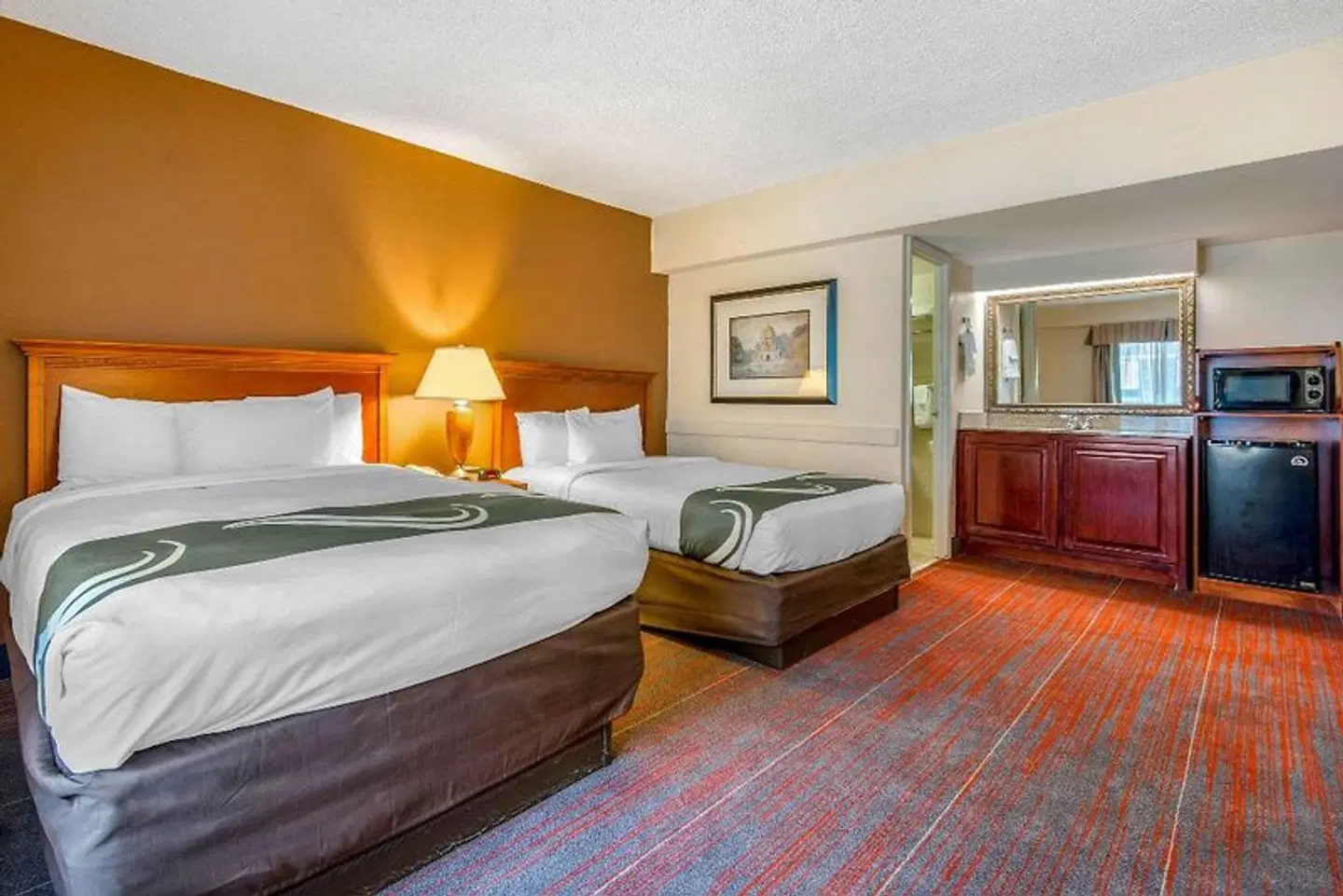 Quality Inn Savannah Historic District ROOM_EXAMPLE
