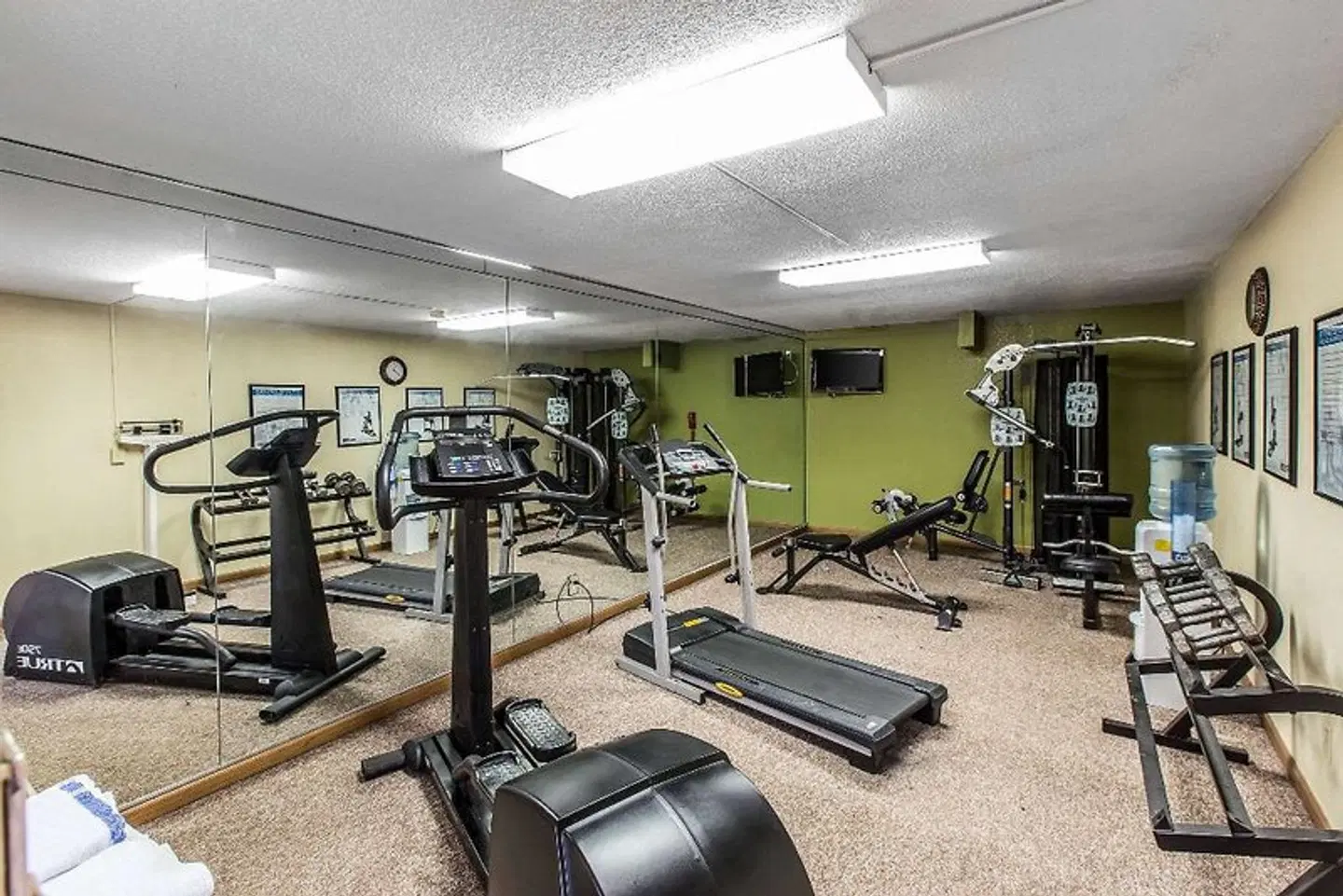 Quality Inn Midtown Savannah SPORTS_AND_LEISURE