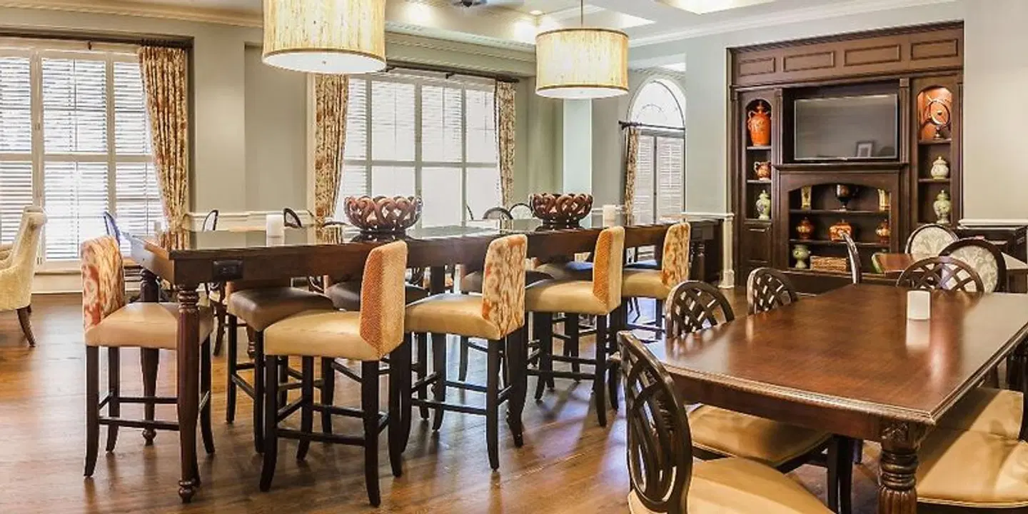 Hampton Inn & Suites Savannah Historic District Bar