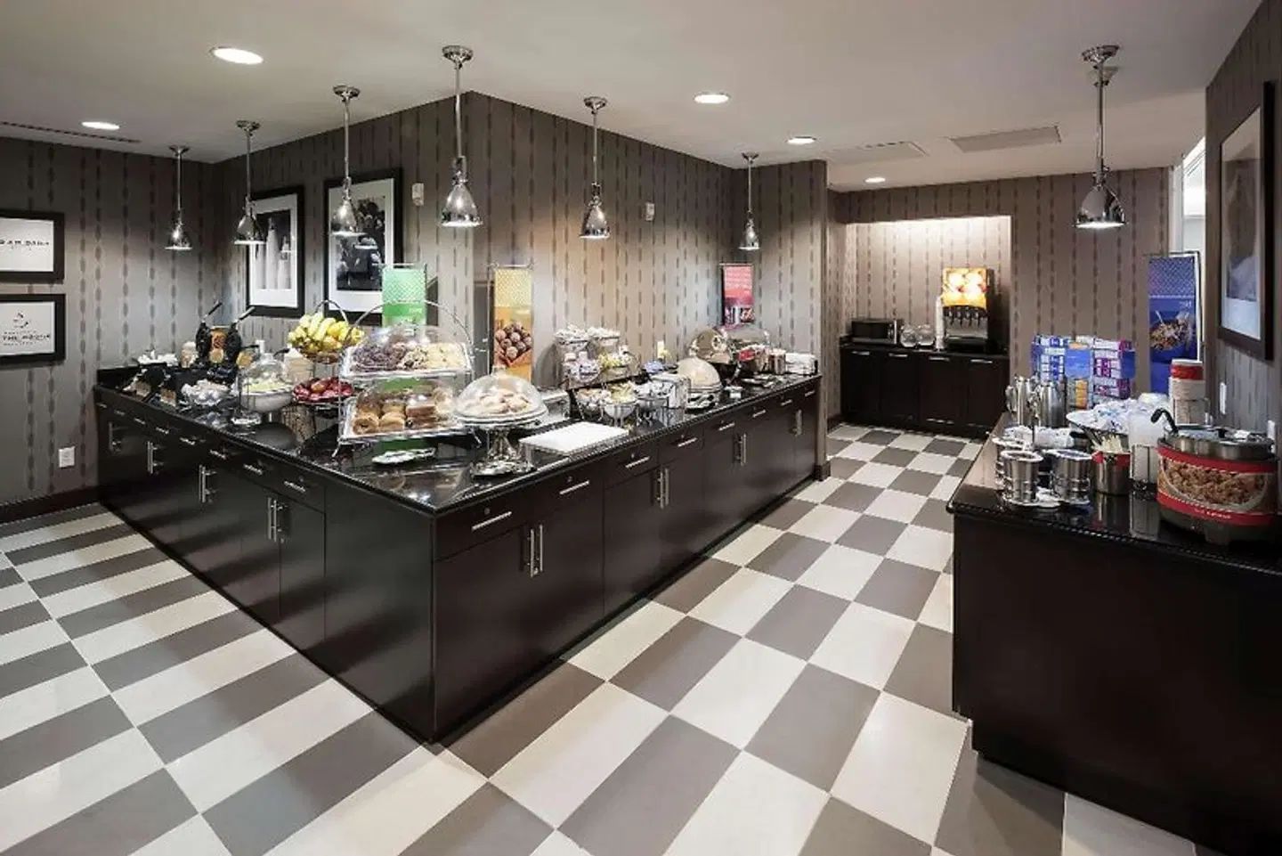 Hampton Inn San Diego-Downtown Restaurant