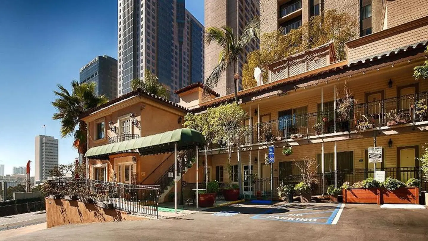 Best Western Cabrillo Garden Inn EXTERIOR
