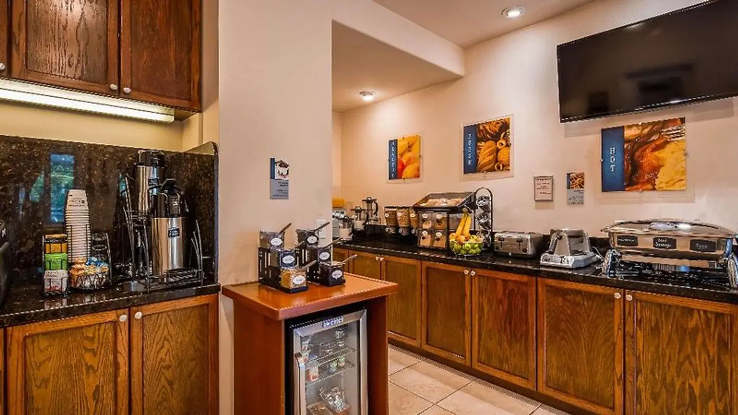 Best Western Cabrillo Garden Inn Restaurant
