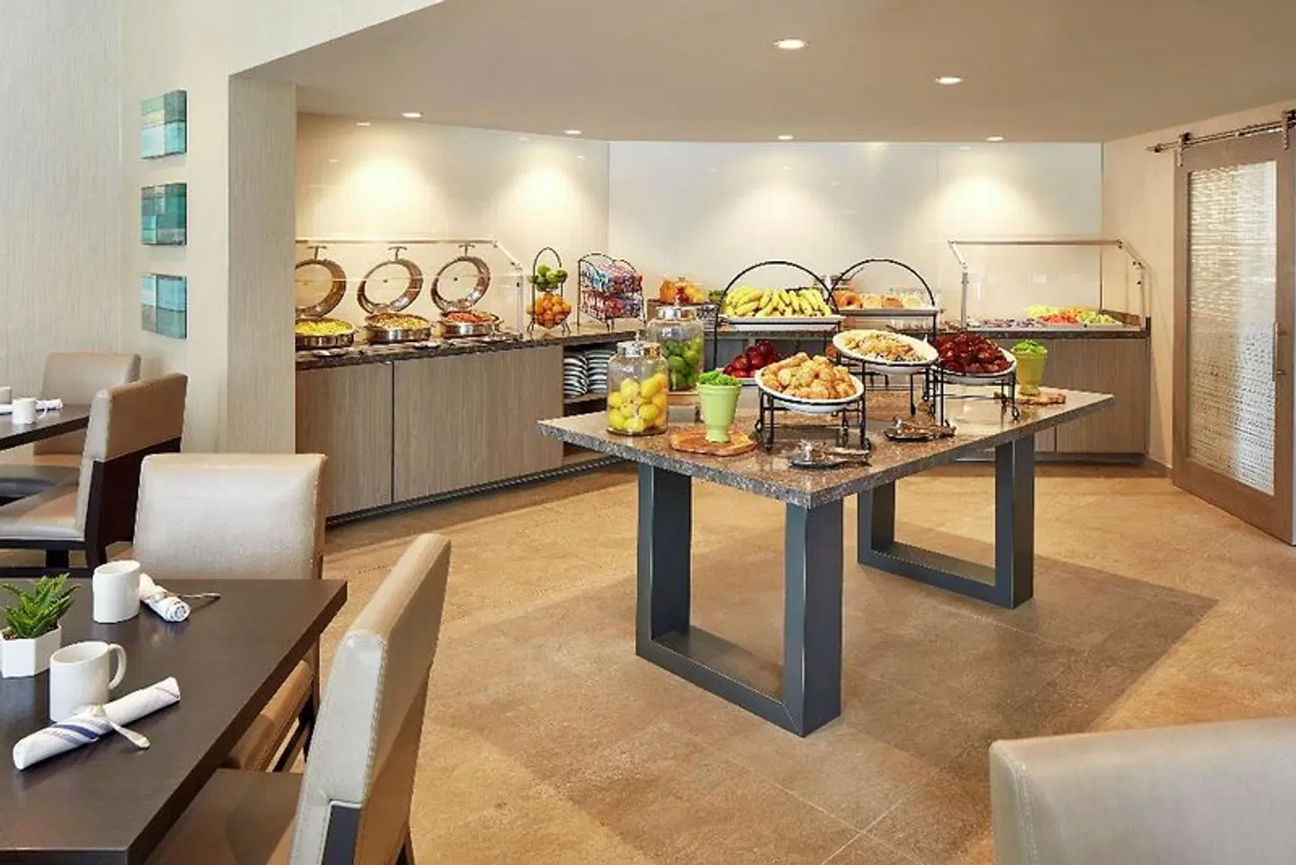 Hilton Garden Inn San Diego Mission Valley Stadium LOUNGE_LOBBY