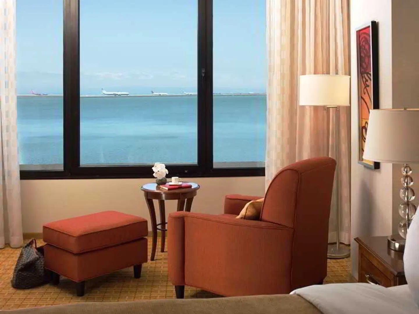 San Francisco Airport Marriott Waterfront Bar