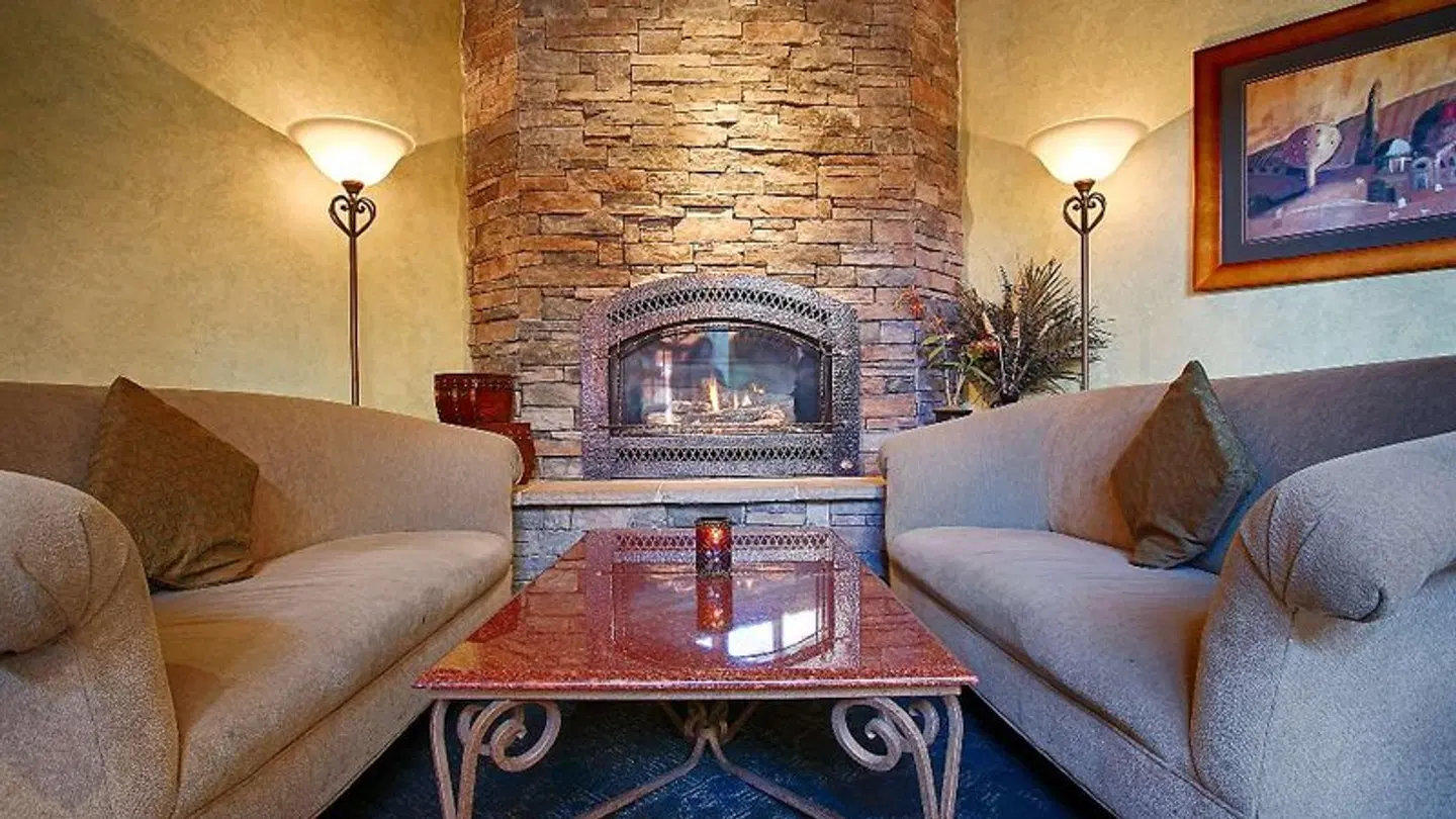 SFO Airport Hotel, El Rancho Inn Signature Collection ROOM_EXAMPLE