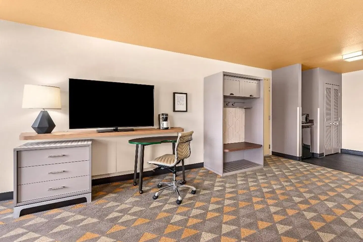 Holiday Inn Yakima ROOM_EXAMPLE