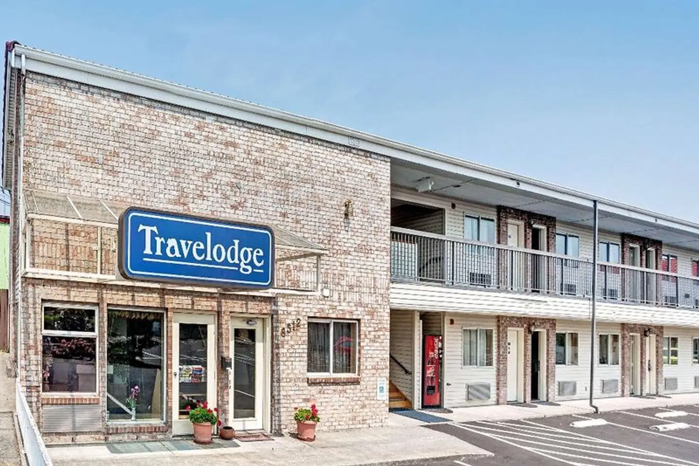 Travelodge Seattle North of Downtown EXTERIOR