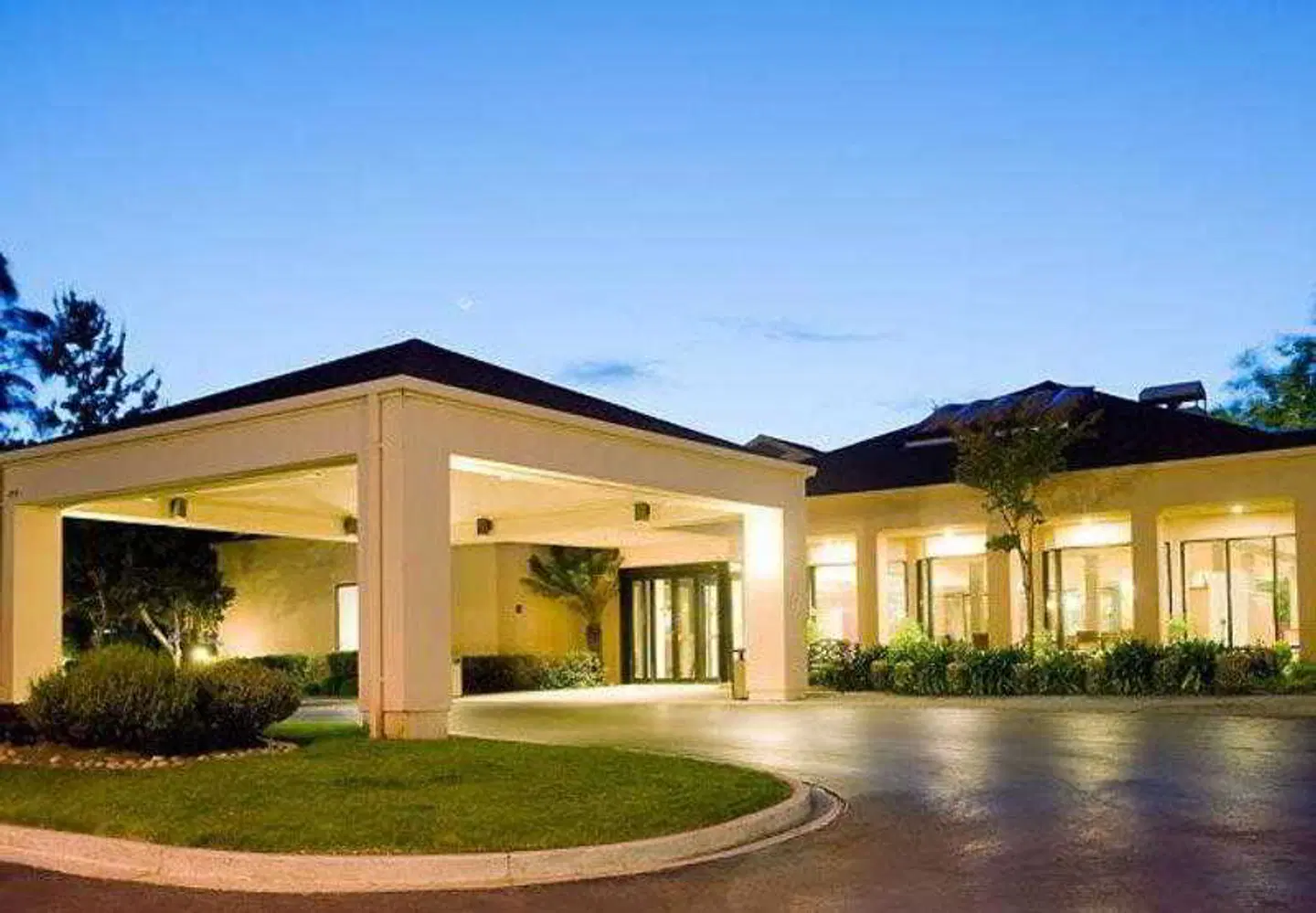 Courtyard by Marriott San Francisco Airport EXTERIOR
